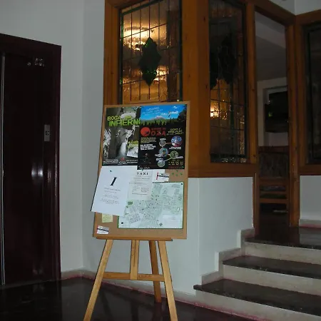 Lo Foraton Hotell 2*