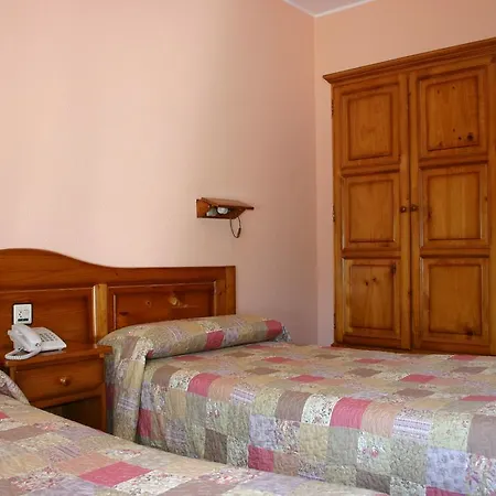 Hotell Lo Foraton 2*
