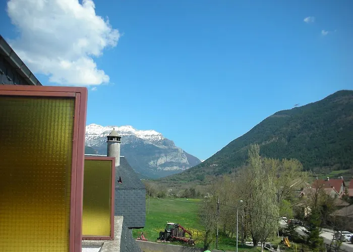 Hotell Lo Foraton 2*